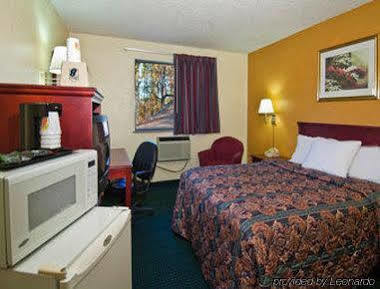 Motel Super 8 By Wyndham Warner Robins
